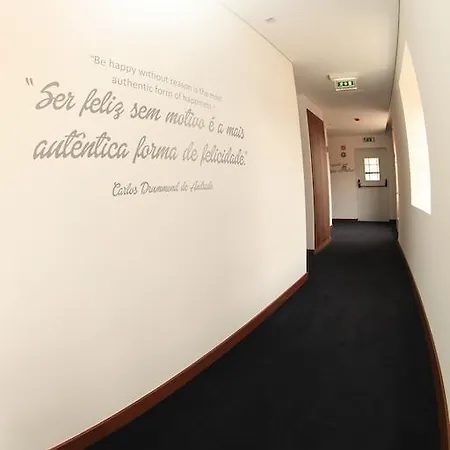 Oca Ribeira Do 3* Porto