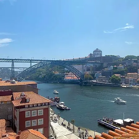 Oca Ribeira Do 3* Порту