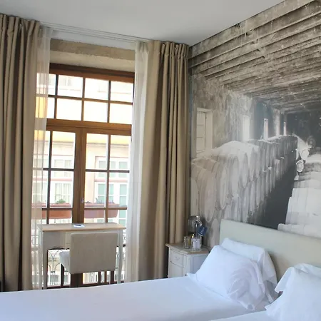 Oca Ribeira Do 3* Oporto